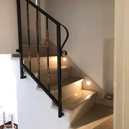 Elegant Leila 두브로브니크